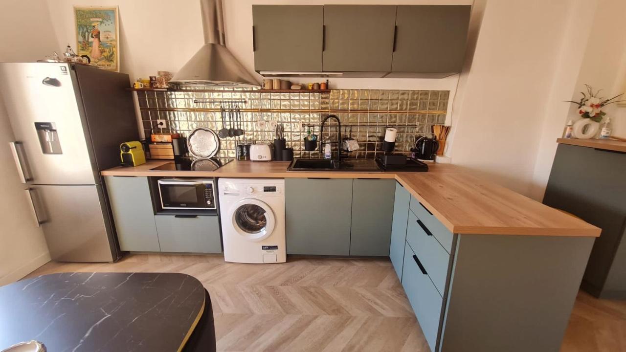 Sunny Apartment With Nice View In History City Center Aix-en-Provence Eksteriør billede