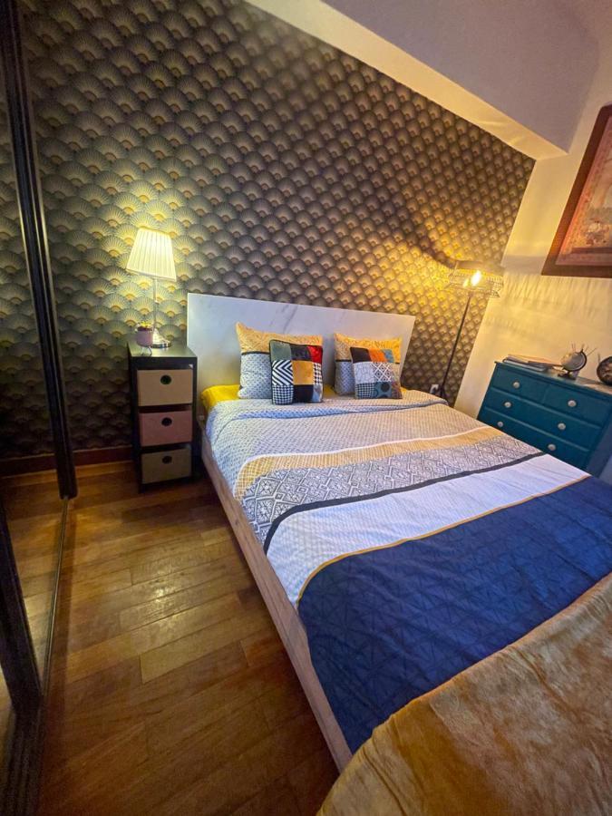 Sunny Apartment With Nice View In History City Center Aix-en-Provence Eksteriør billede